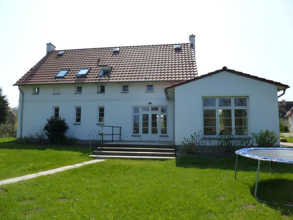 Traumhaftes Luxus-Ferienhaus Warnkenhagen  Dış mekan fotoğraf