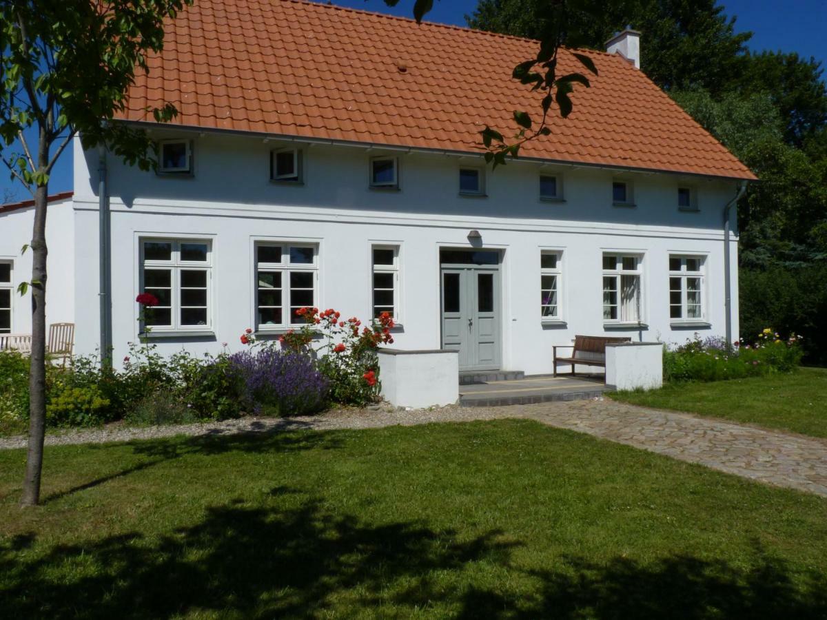 Traumhaftes Luxus-Ferienhaus Warnkenhagen  Dış mekan fotoğraf